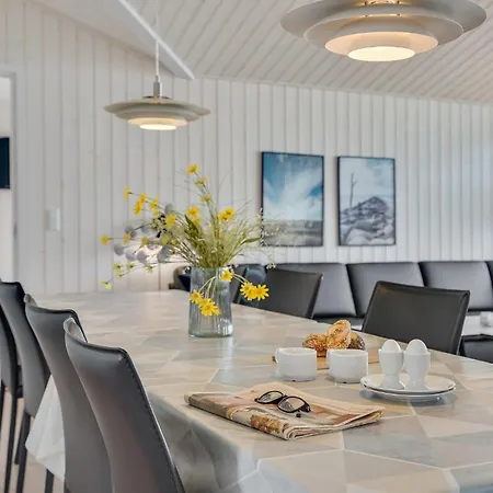 Holiday home Amazing In With Kitchen *