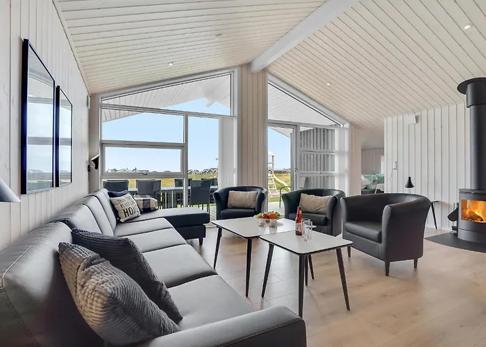 Amazing In With Kitchen *